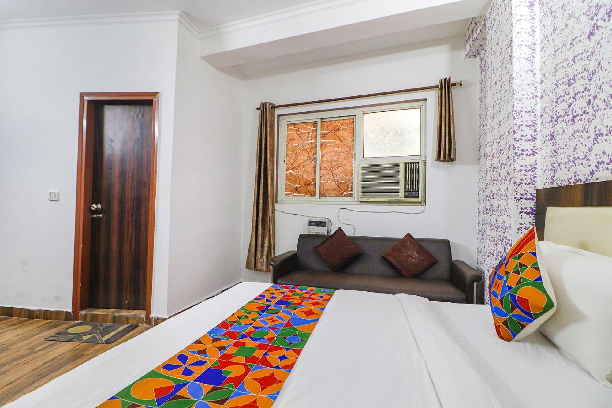 โอโย 847 โฮเต็ล สินัน Hotel นิวเดลี ภายนอก รูปภาพ